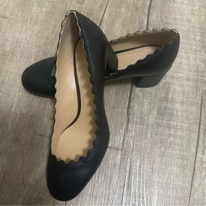Chloe Scalloped Pump